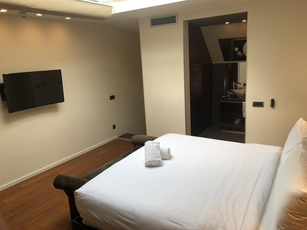 987 Design Prague Hotel Bagian luar foto