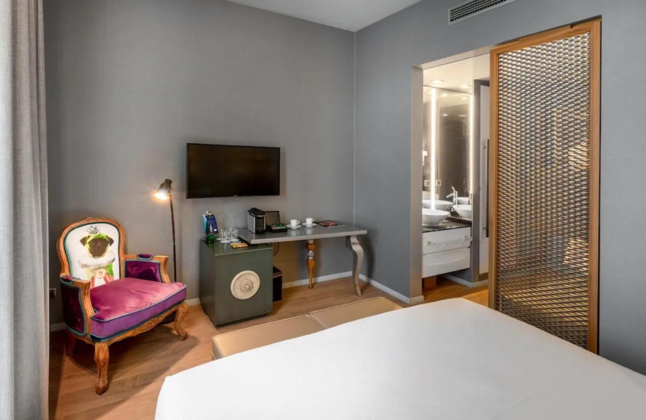 987 Design Prague Hotel Bagian luar foto