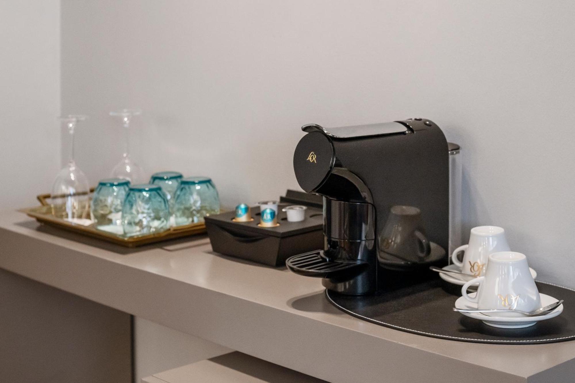 987 Design Prague Hotel Bagian luar foto