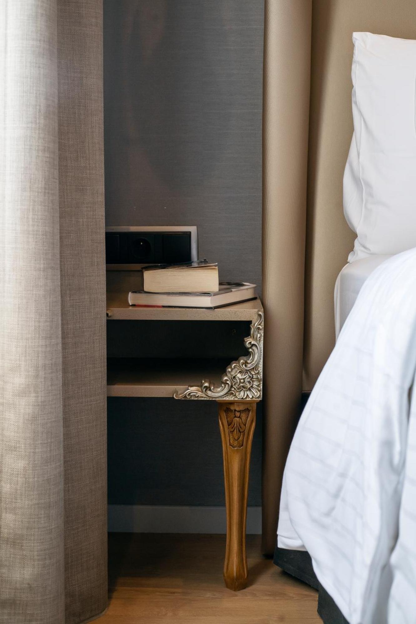 987 Design Prague Hotel Bagian luar foto