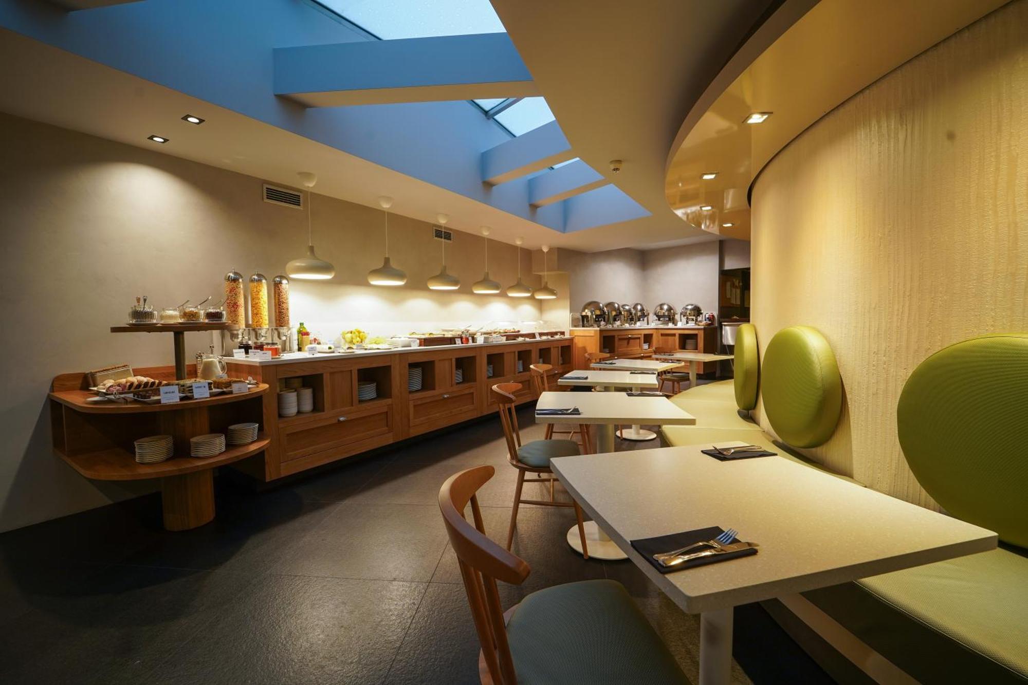 987 Design Prague Hotel Bagian luar foto