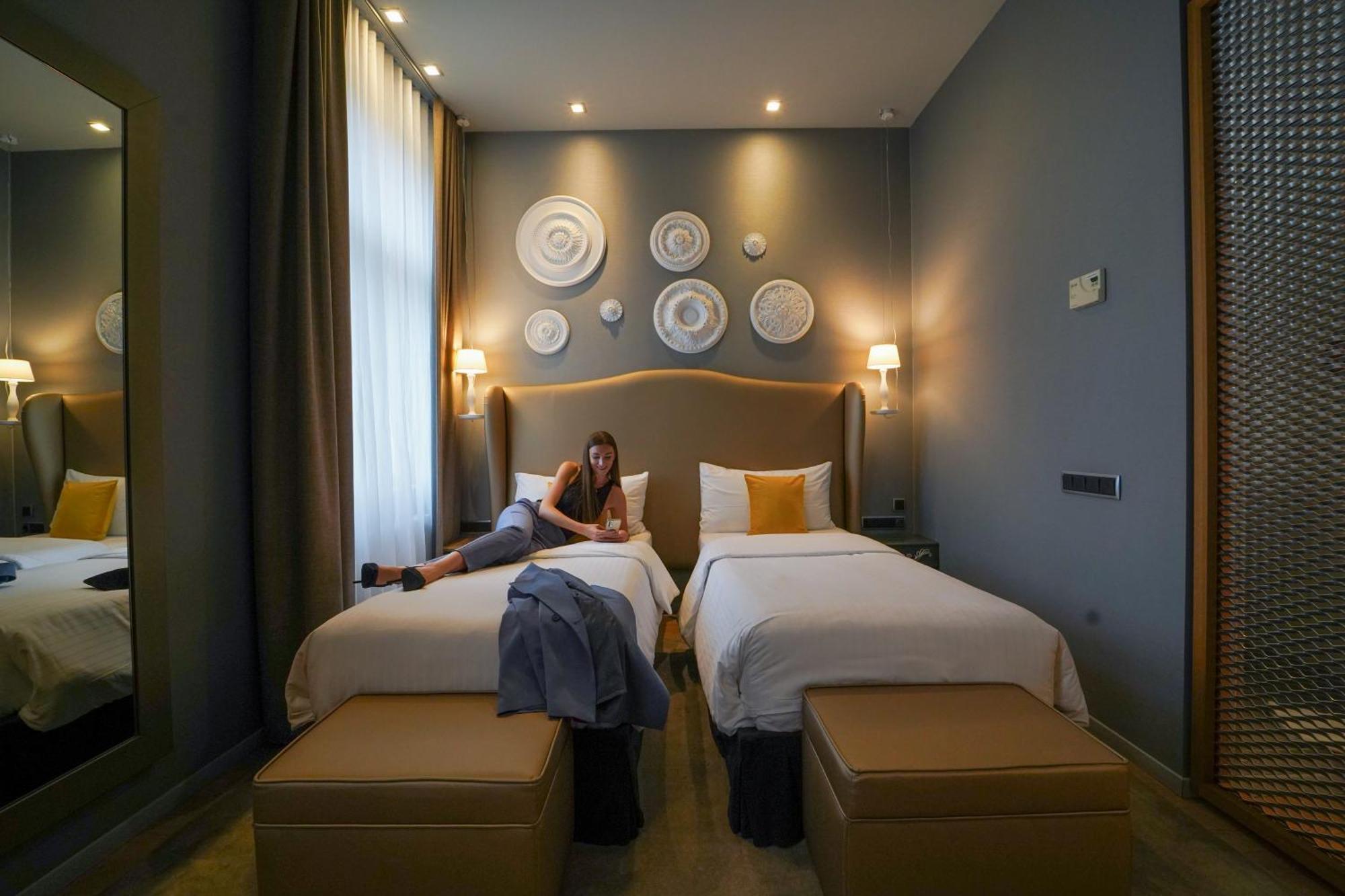 987 Design Prague Hotel Bagian luar foto