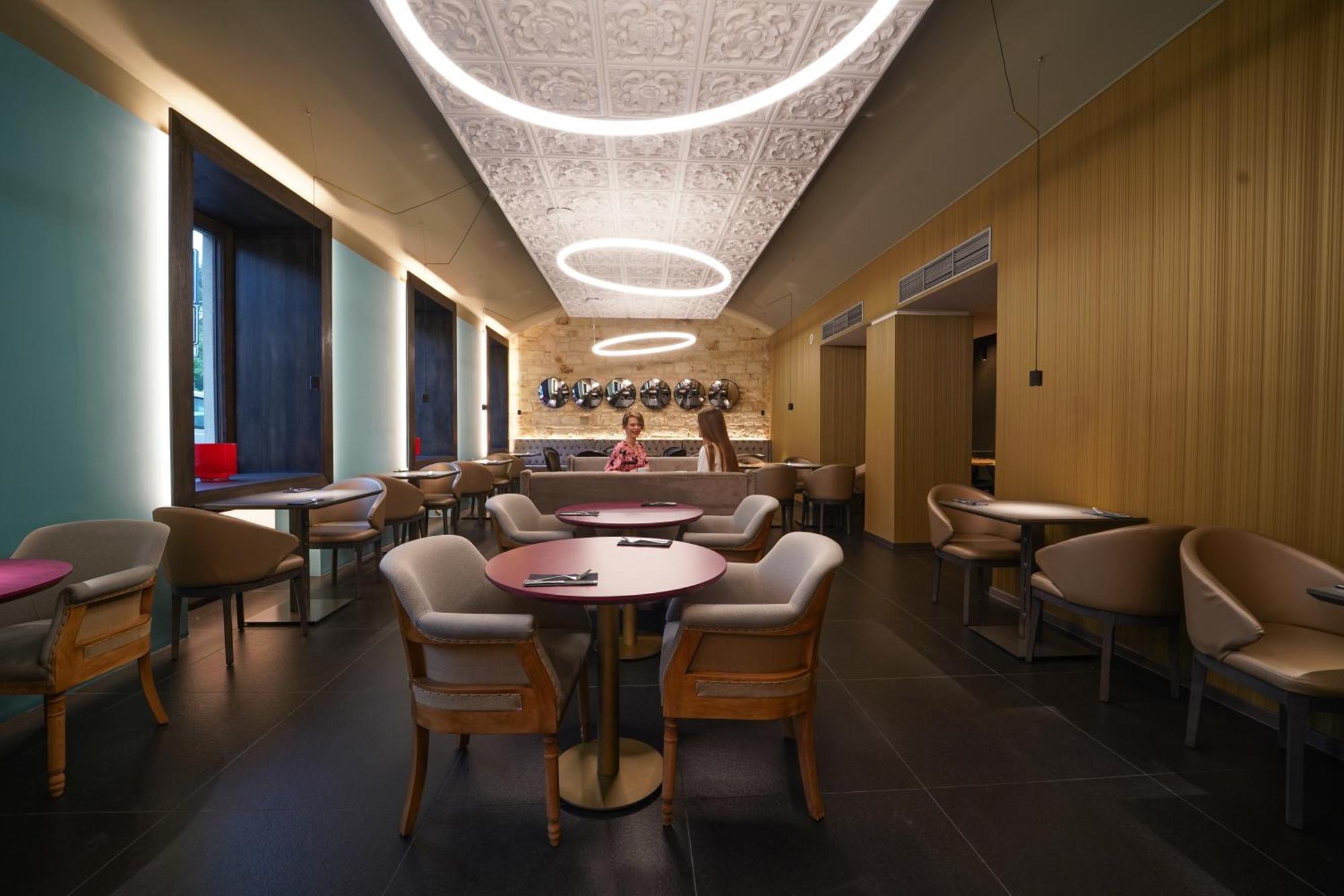 987 Design Prague Hotel Bagian luar foto