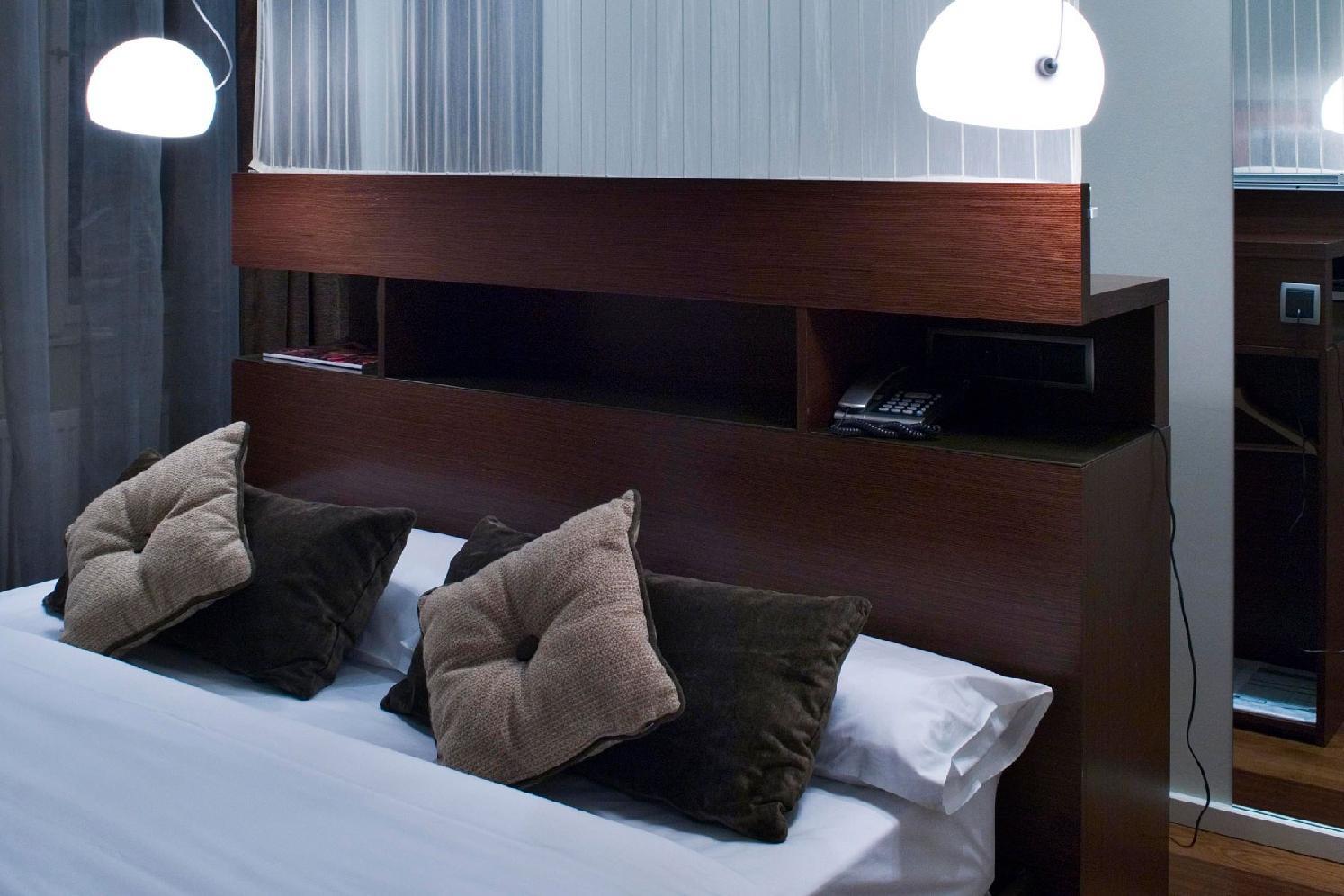 987 Design Prague Hotel Bagian luar foto